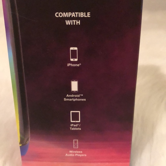 Bluetooth Radiant Color Changing Wireless LED Speaker/NWT - Picture 5 of 6